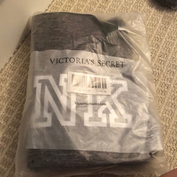 PINK Victoria's Secret Handbags - Duffle bag & water bottle